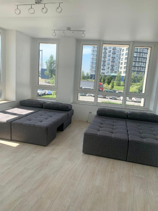 New 3 Rooms Apartment Near The Metro Station Kiev Exteriör bild