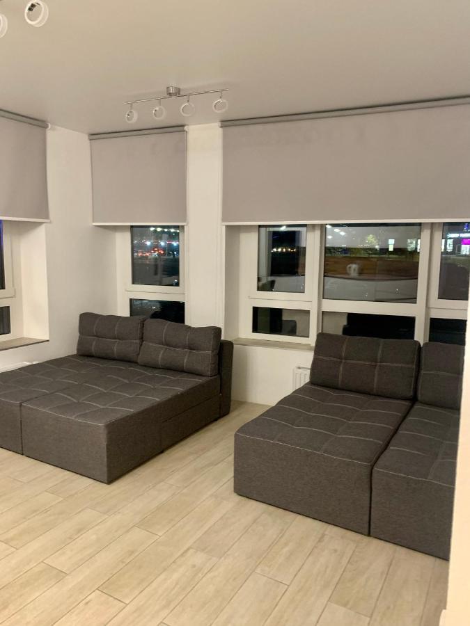 New 3 Rooms Apartment Near The Metro Station Kiev Exteriör bild