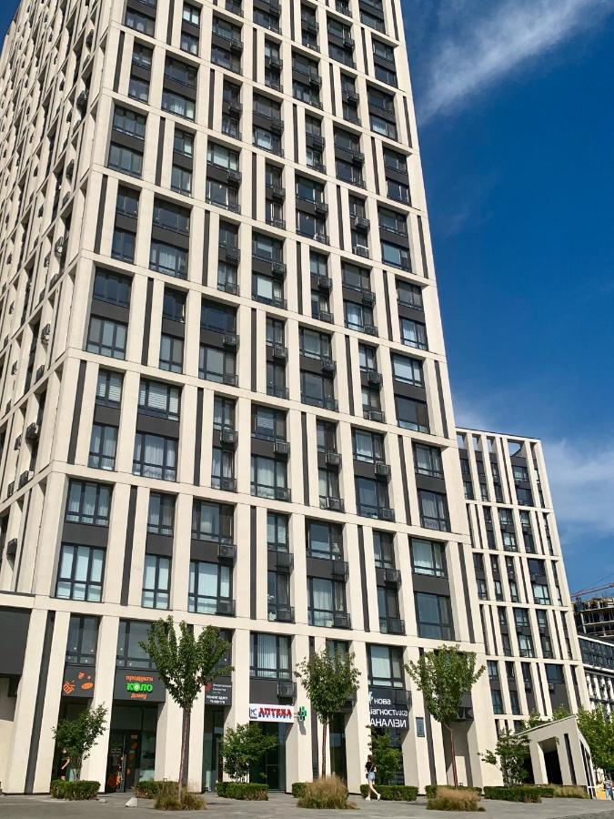New 3 Rooms Apartment Near The Metro Station Kiev Exteriör bild