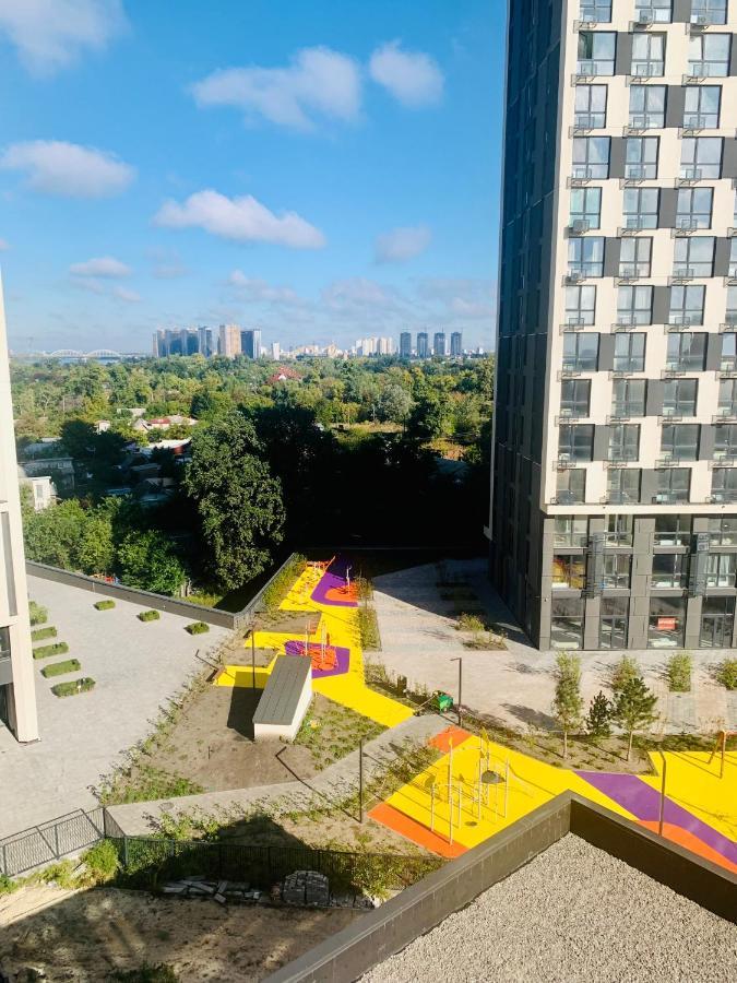 New 3 Rooms Apartment Near The Metro Station Kiev Exteriör bild